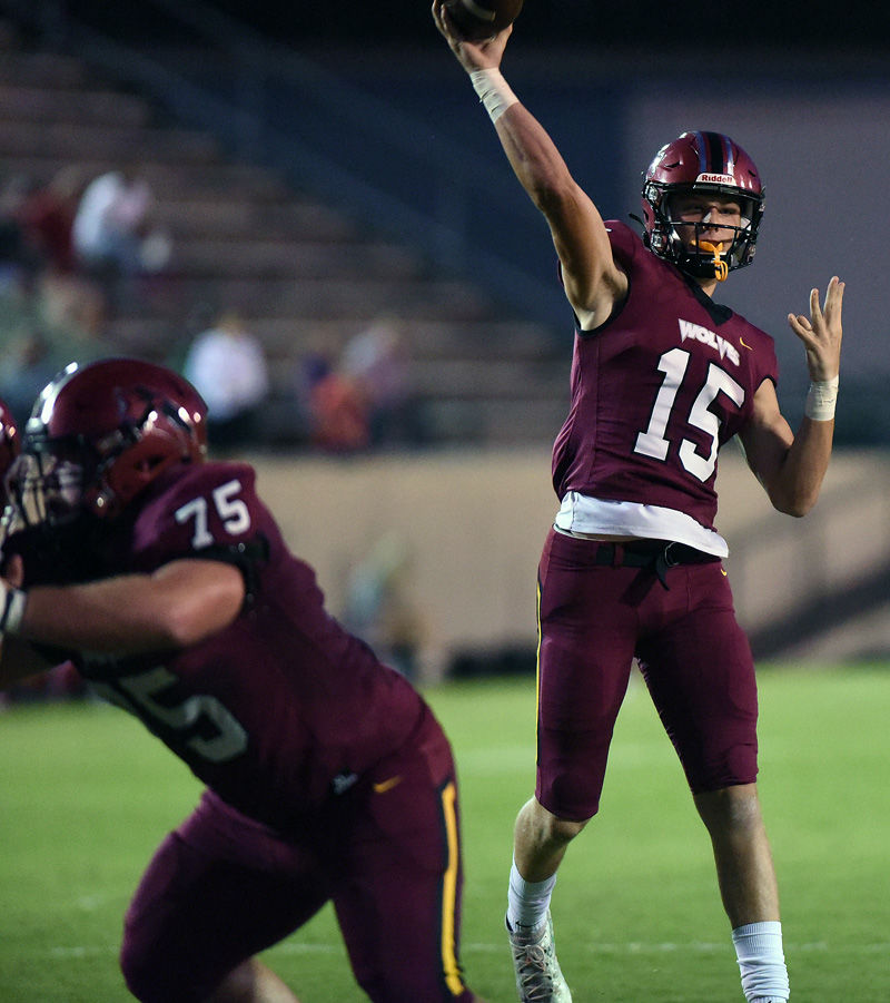 Dothan High Wolves vs Eufaula football